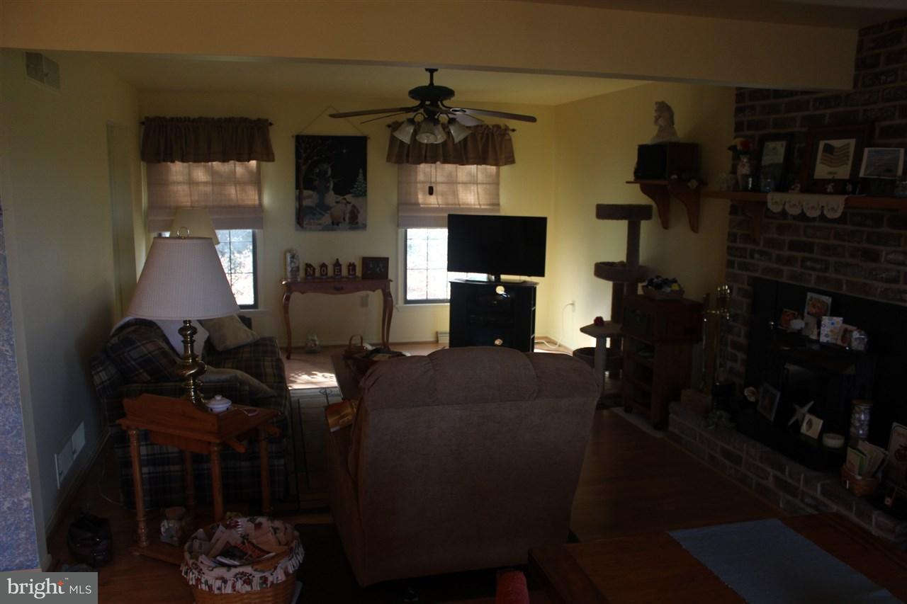 1927 Rosepointe Way Spring Grove, PA 17362 - Photo 6 of 18