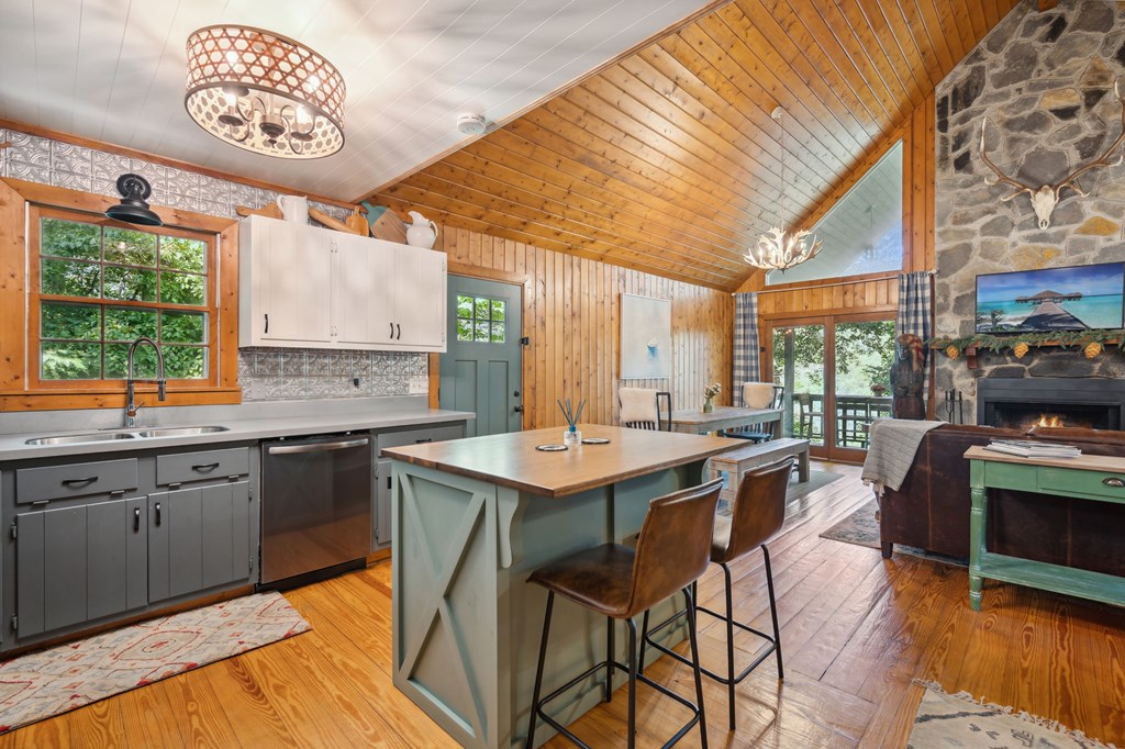 187 Bear Paw Trail Blue Ridge, GA 30513 - Photo 13 of 62 Gallery Image 13