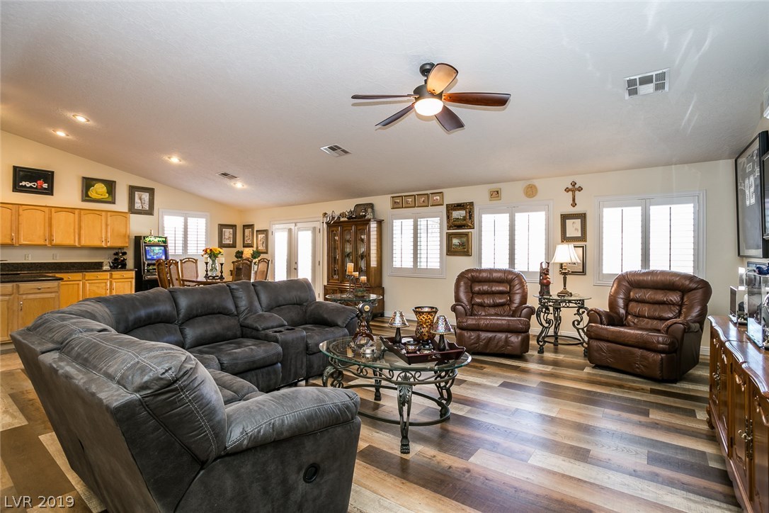 8908 Rusty Rifle Avenue Las Vegas, NV 89143 - Photo 5 of 19