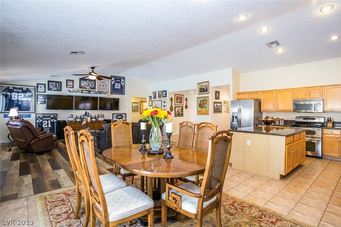 8908 Rusty Rifle Avenue Las Vegas, NV 89143 - Photo 9 of 19