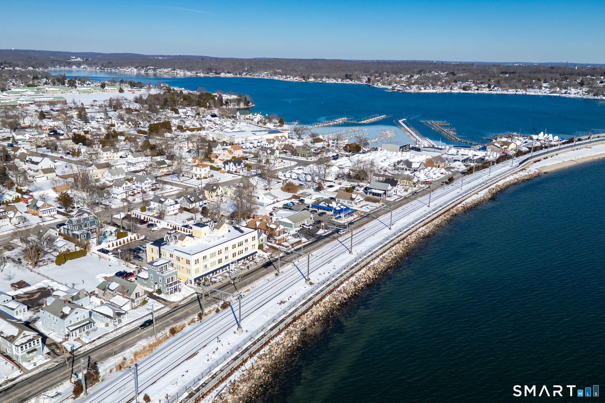 185 Main Street, Unit 305 East Lyme, CT 06357 - Photo 37 of 40