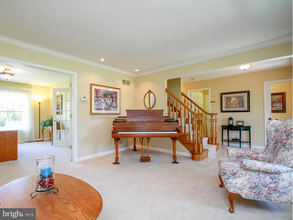 2541 Bailey Road Forest Hill, MD 21050 - Photo 3 of 30 Living Room