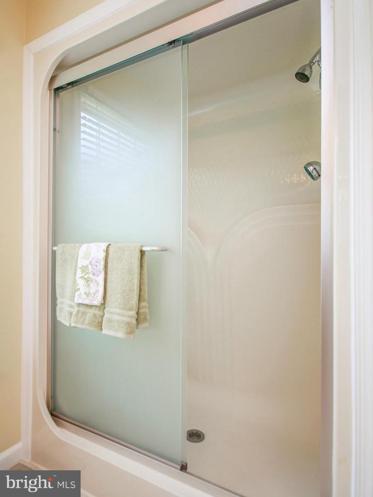 2541 Bailey Road Forest Hill, MD 21050 - Photo 21 of 30 Bath (Master)