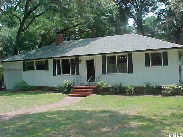 111 Verdier Road Beaufort, SC 29902 - Photo 1 of 25 Primary Photo