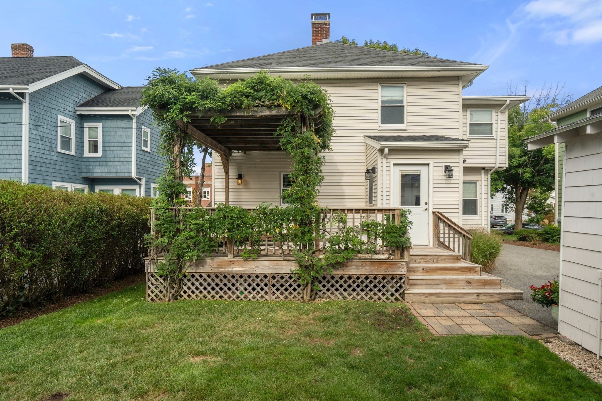 114 Greaton Road Boston, MA 02132 - Photo 22 of 24 Gallery Image 22