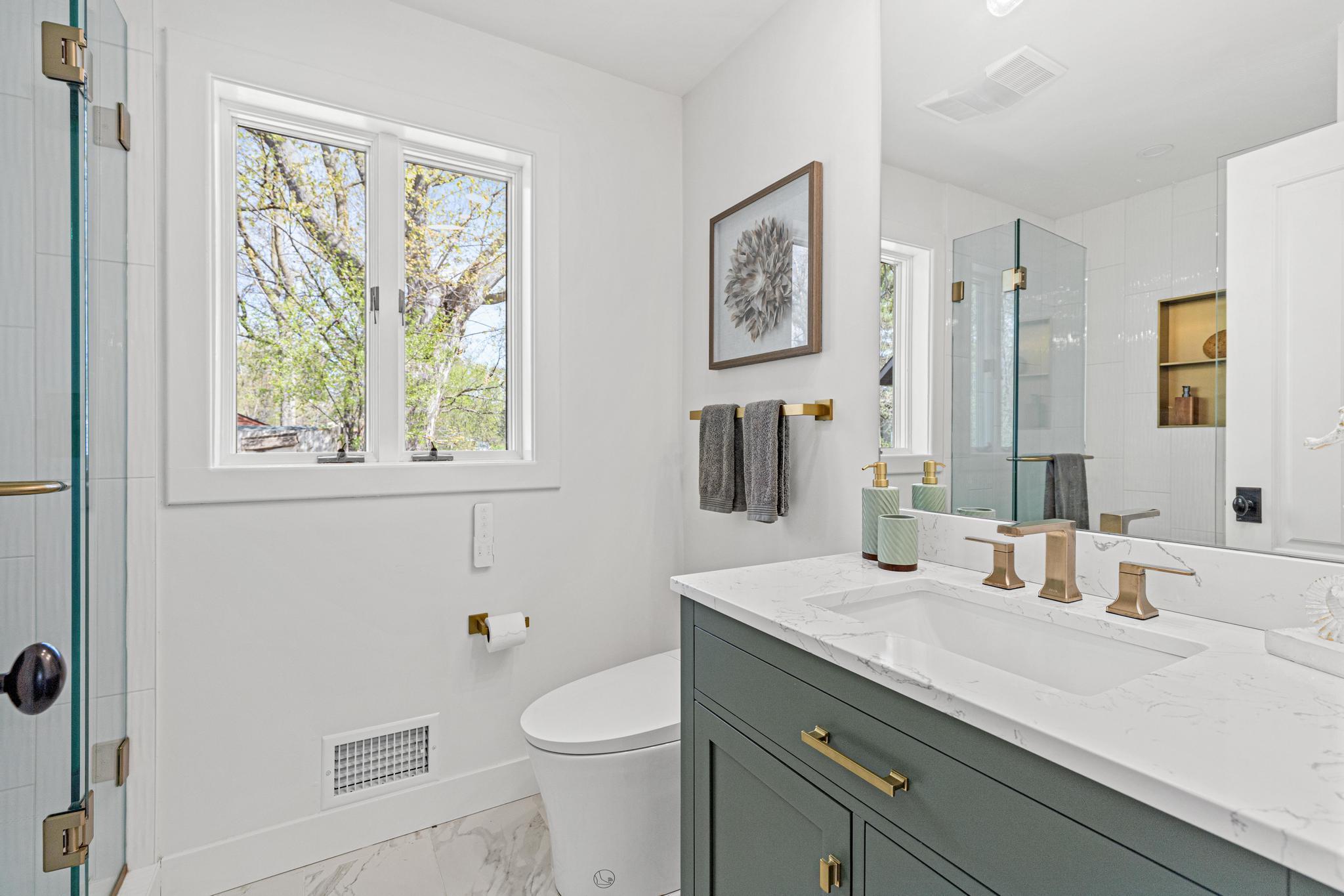 1395 Brown Road South Wayzata, MN 55391 - Photo 17 of 30 Gallery Image 17
