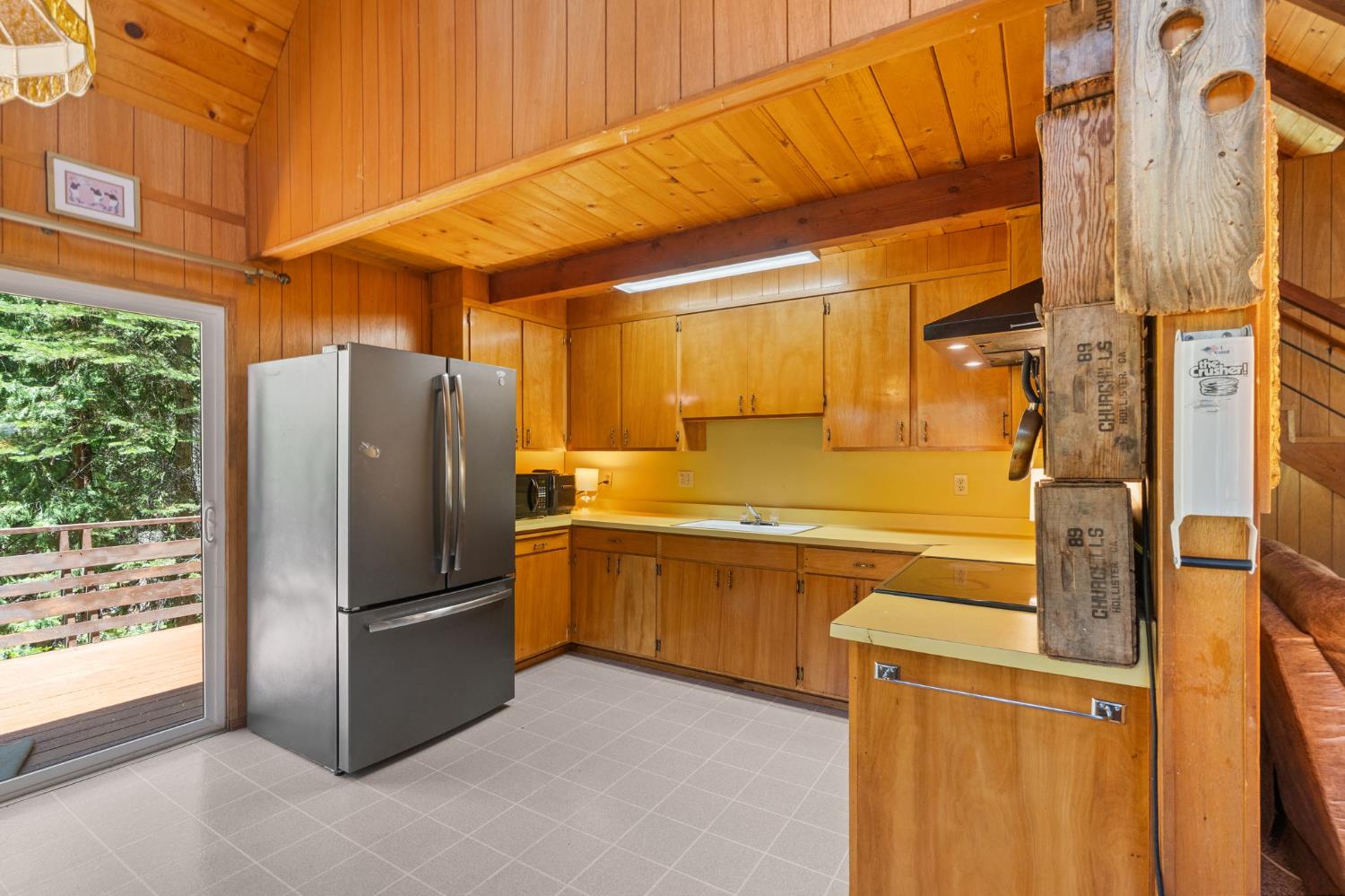 2238 Meadowview Road Arnold, CA 95223 - Photo 4 of 46