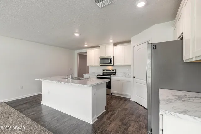 $2,150 | 109 Persimmon Drive, Palm Coast, FL 32164