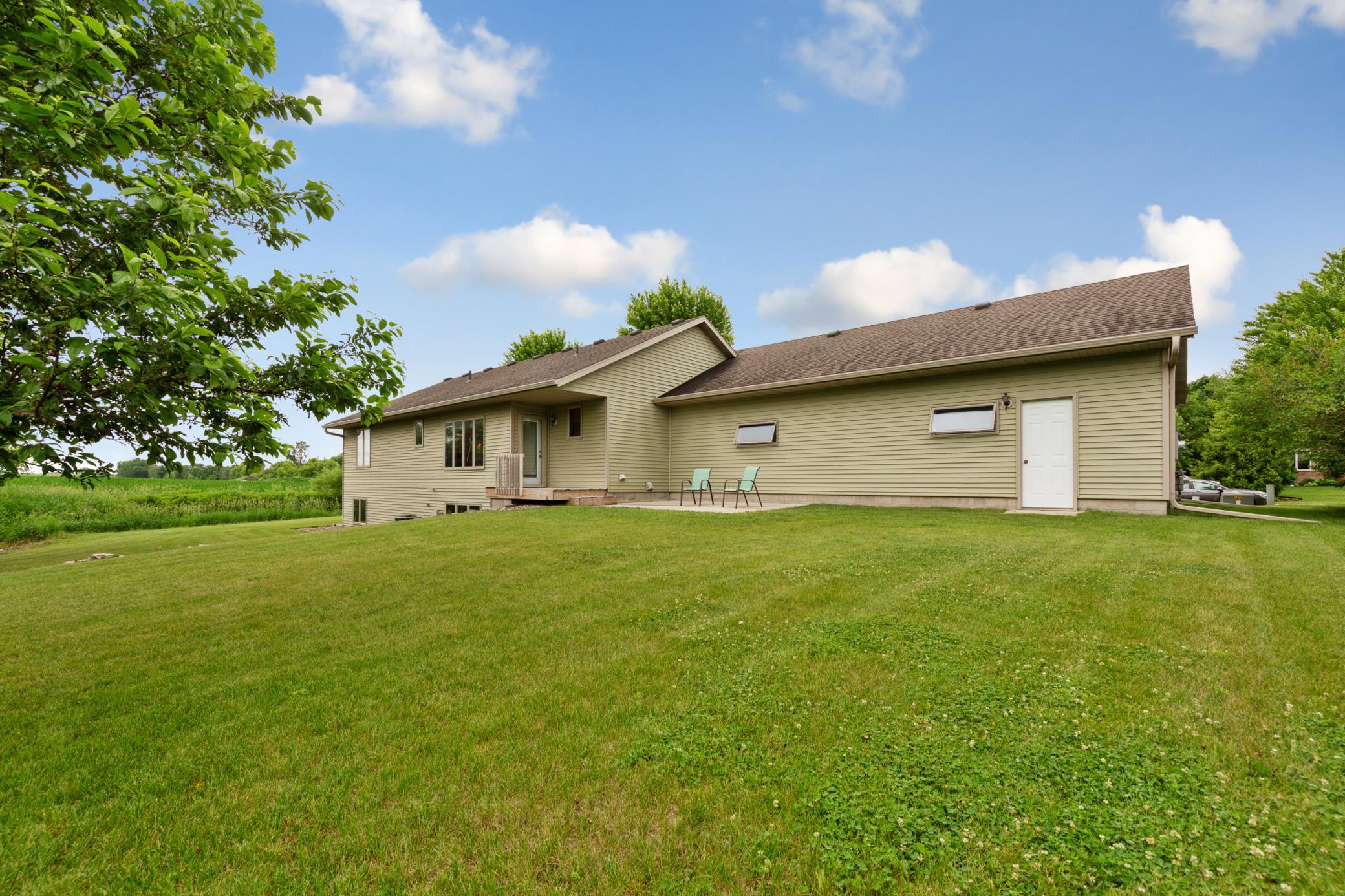 1555 Greenleaf Road Owatonna, MN 55060 - Photo 6 of 31