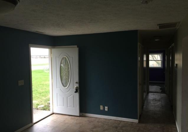 1524 North Blue Road Greenfield, IN 46140 - Photo 2 of 10 Gallery Image 2