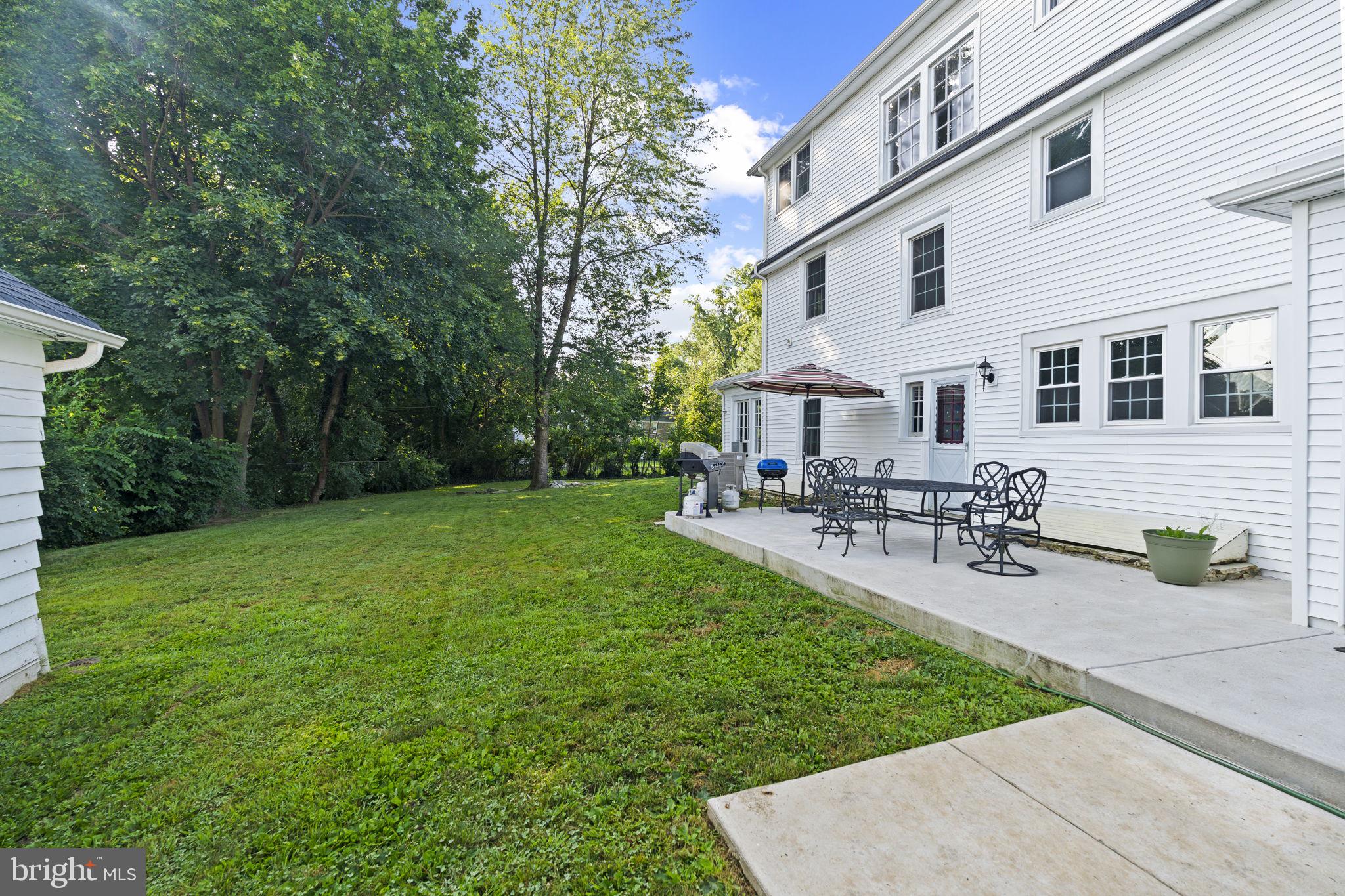 4161 Orchard Lane Philadelphia, PA 19154 - Photo 4 of 42 a view of a house with backyard and sitting area