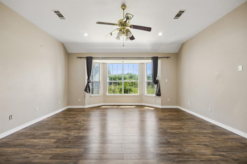 2412 Chickering Road Cleburne, TX 76031 - Photo 15 of 40 Gallery Image 15