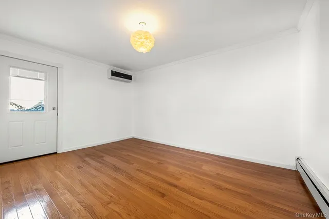 $950,000 | 505 7th Avenue, New Hyde Park, NY 11040