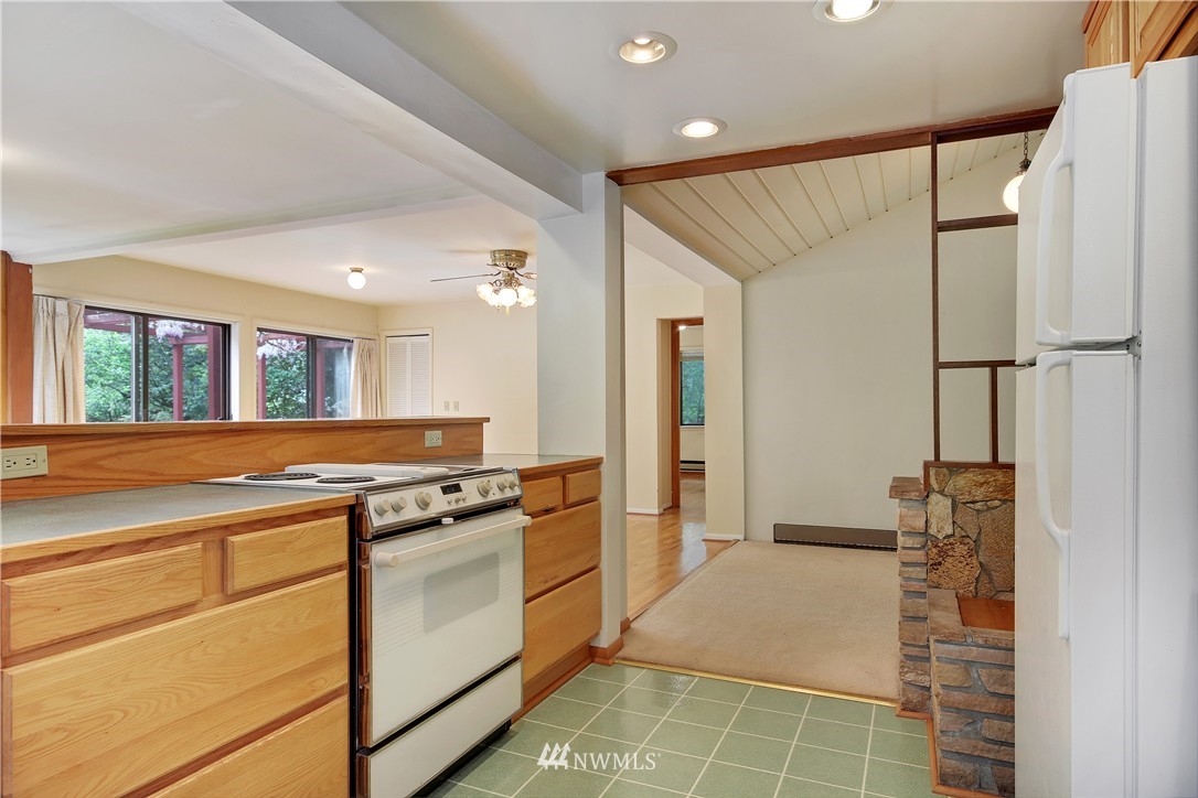 3804 236th Street Southeast Bothell, WA 98021 - Photo 9 of 24
