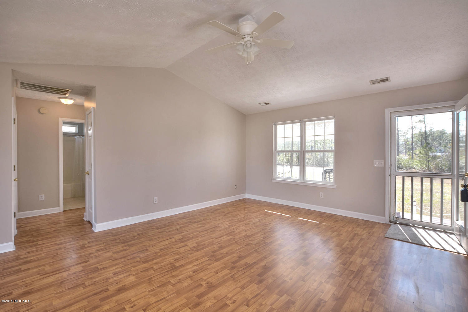 70 Greensboro Road Southport, NC 28461 - Photo 4 of 24 Family Room with Front Door entrance