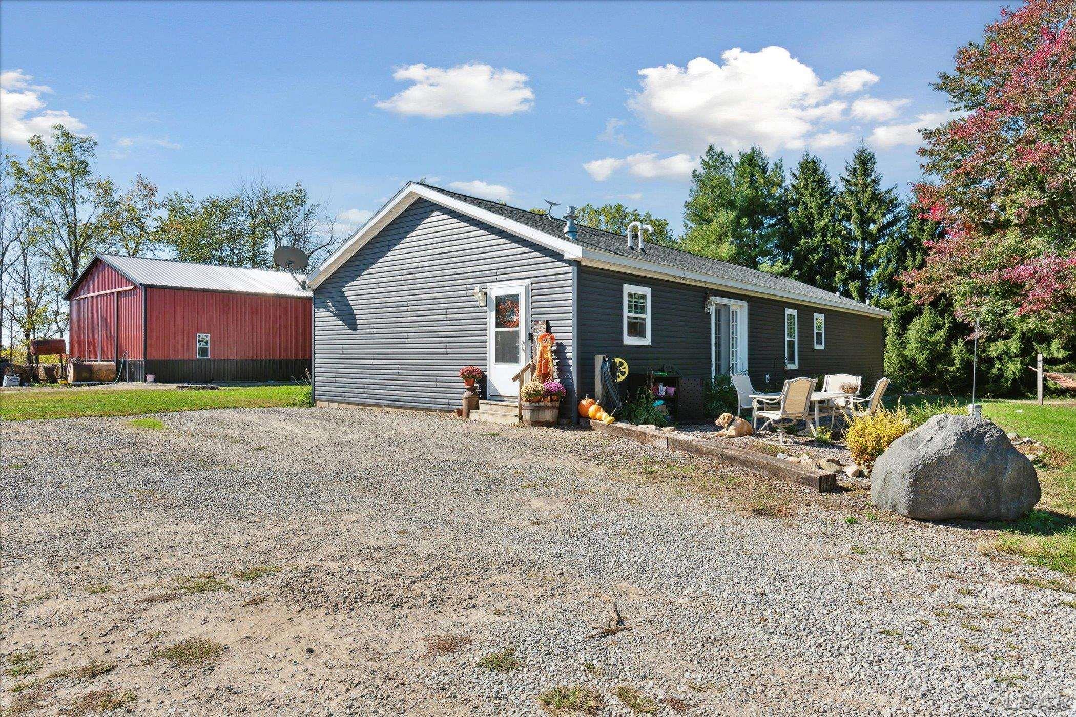 17141 Manitou Road Addison, MI 49220 - Photo 7 of 49 50157756-30801c21-ff99-4d01-b696-ce8bd371e3e1.JPG