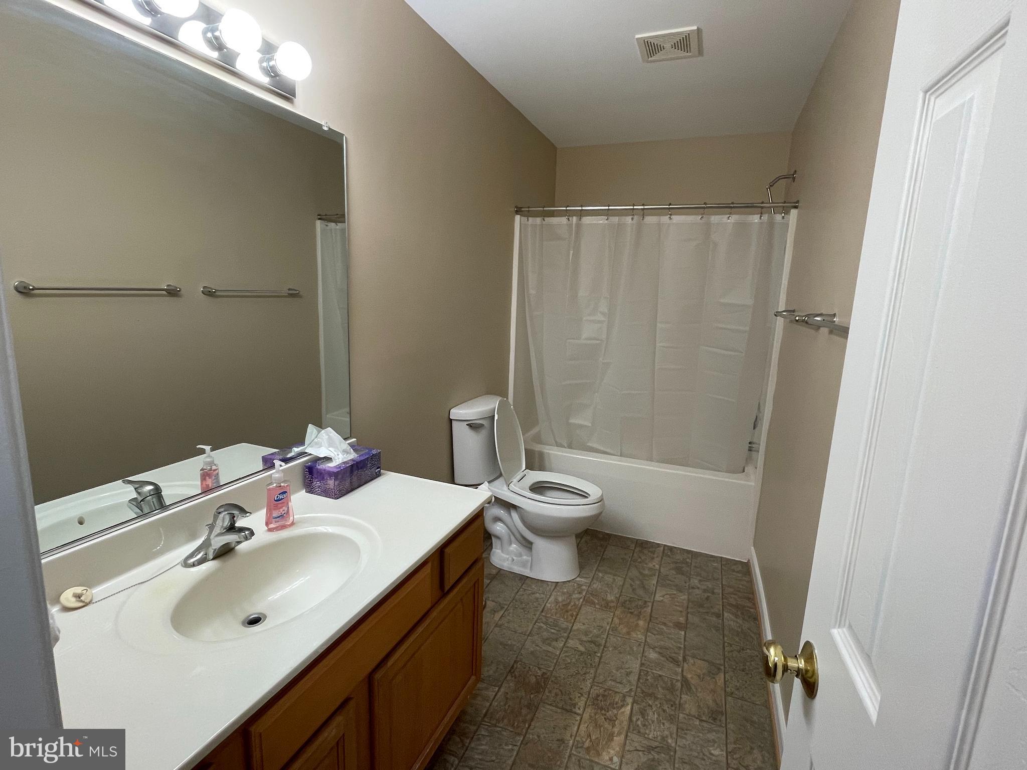 63 McCarty Road Fredericksburg, VA 22405 - Photo 17 of 38 Bathroom