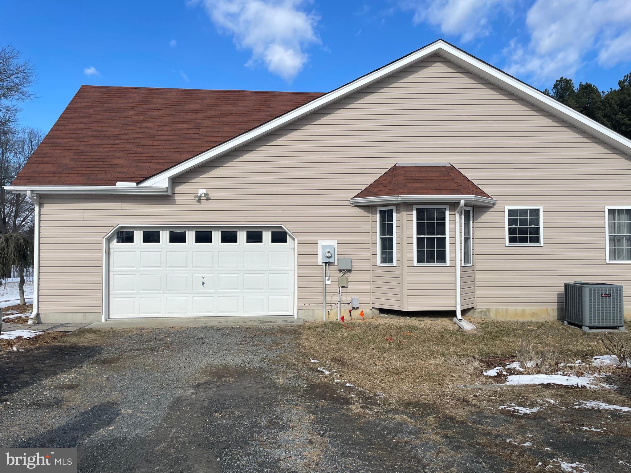 63 McCarty Road Fredericksburg, VA 22405 - Photo 31 of 38 Garage and Driveway