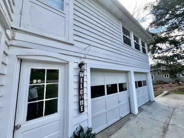 $309,900 | 489 North Grove Street, Richland Center, WI 53581