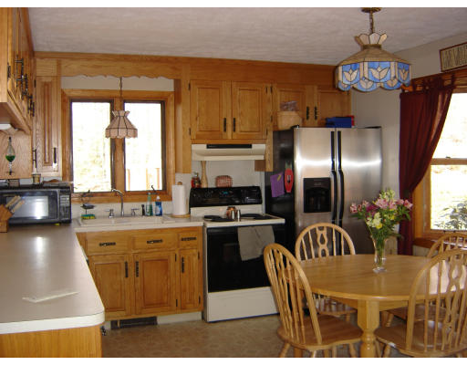 76 Union Road Holland, MA 01521 - Photo 3 of 11
