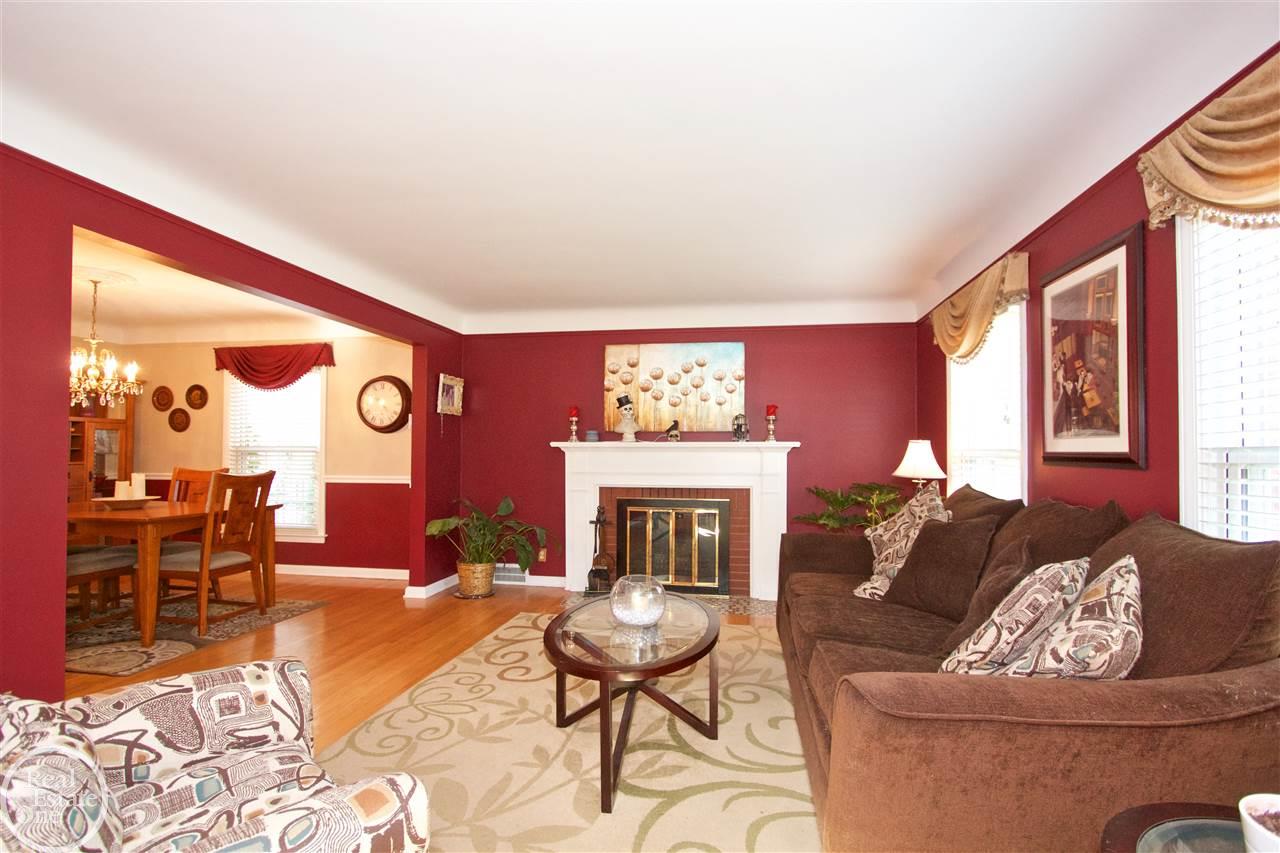 451 Touraine Road Grosse Pointe Farms, MI 48236 - Photo 12 of 40 Gallery Image 12
