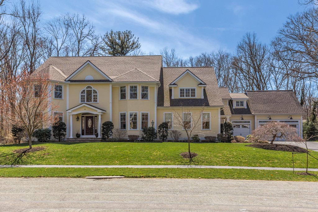 19 Douglas Road Lexington, MA 02420 - Photo 2 of 24