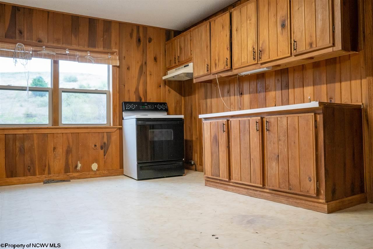 10563 Parsons Road Montrose, WV 26283 - Photo 11 of 19 Gallery Image 11