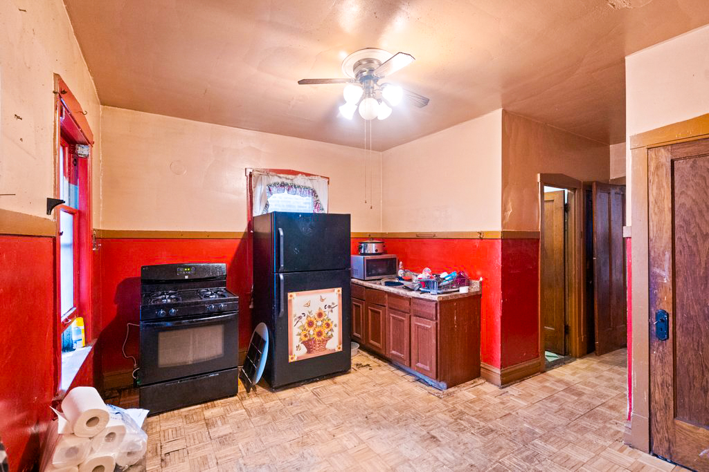 1627 North Long Avenue Chicago, IL 60639 - Photo 15 of 36
