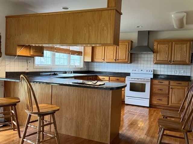 110 Meadow Ridge Drive Salem, SC 29676 - Photo 6 of 29 Large Kitchen