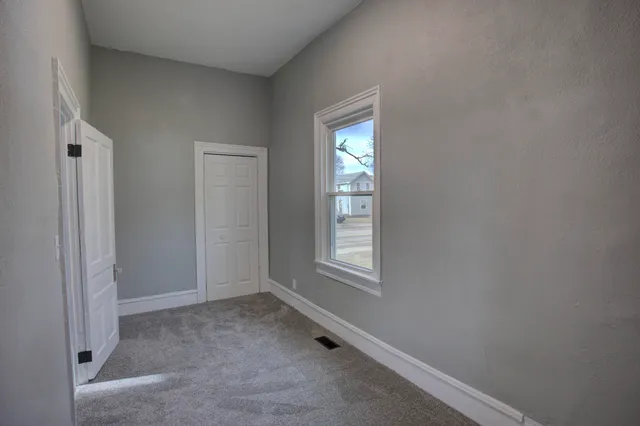 $137,000 | 357 Cooper Street, Jackson, MI 49201