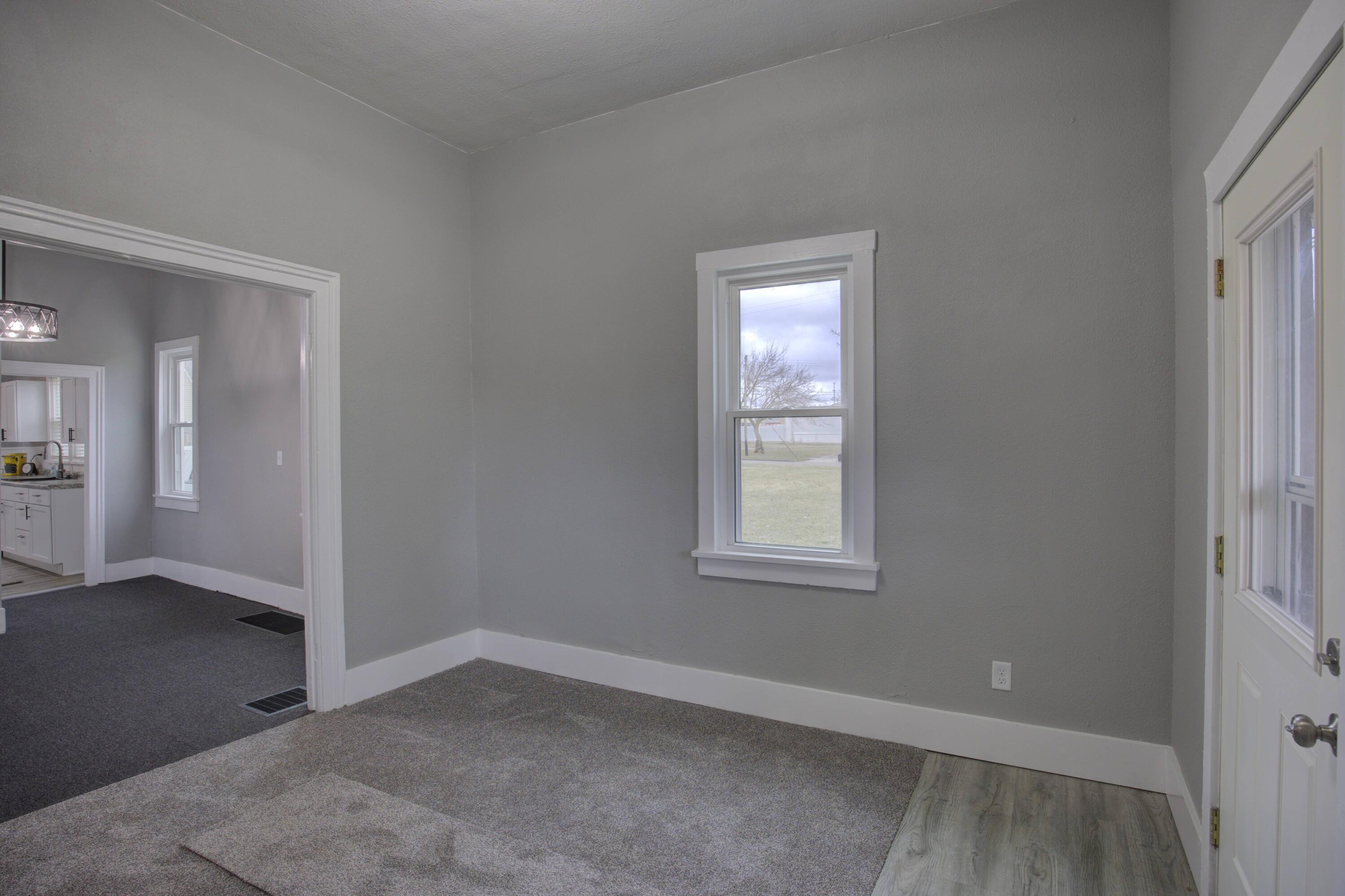 357 Cooper Street Jackson, MI 49201 - Photo 4 of 56 AQ1A3874_5_6