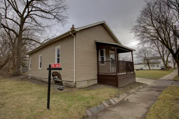 $124,000 | 357 Cooper Street, Jackson, MI 49201