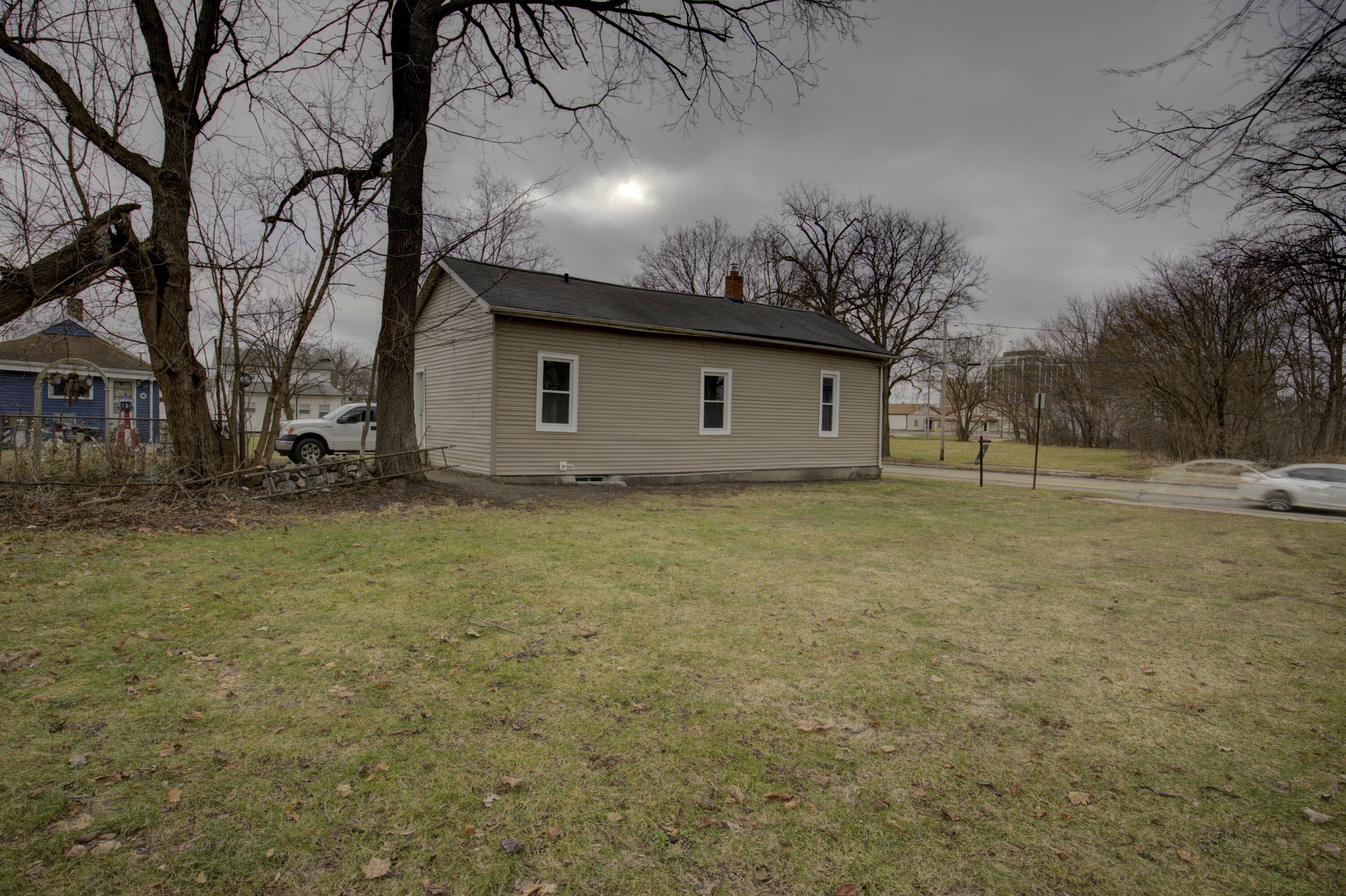 357 Cooper Street Jackson, MI 49201 - Photo 43 of 56 AQ1A4003_4_5