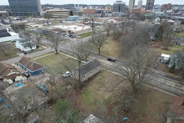 $137,000 | 357 Cooper Street, Jackson, MI 49201