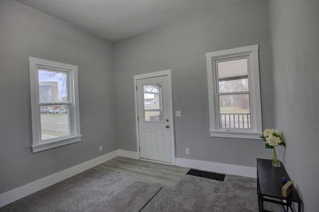 $137,000 | 357 Cooper Street, Jackson, MI 49201