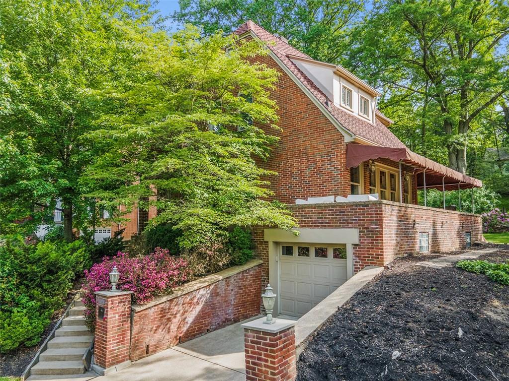 104 Rutledge Drive Pittsburgh, PA 15215 - Photo 3 of 49 Gallery Image 3