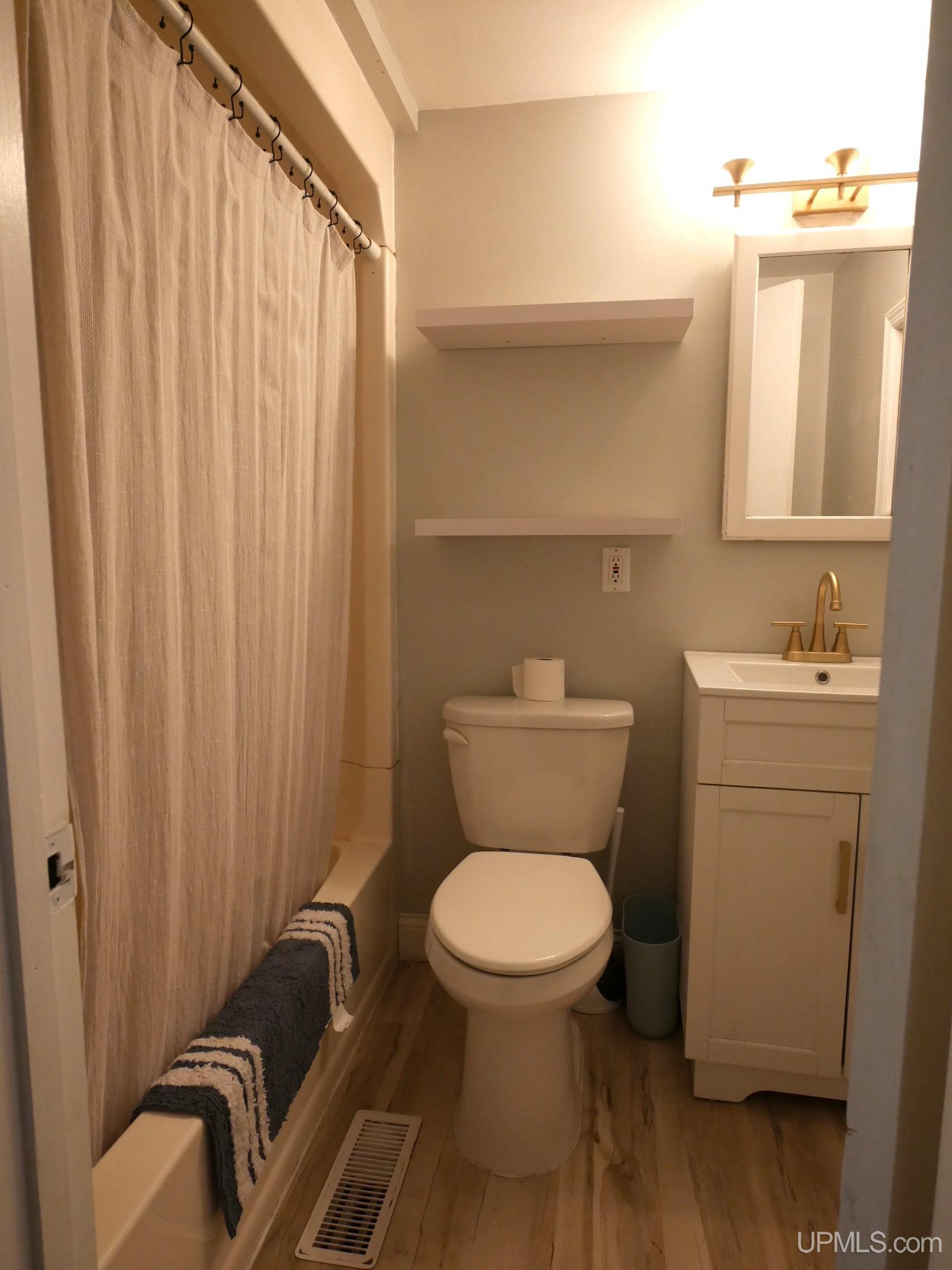 237 Kearsarge Street Calumet, MI 49913 - Photo 38 of 79