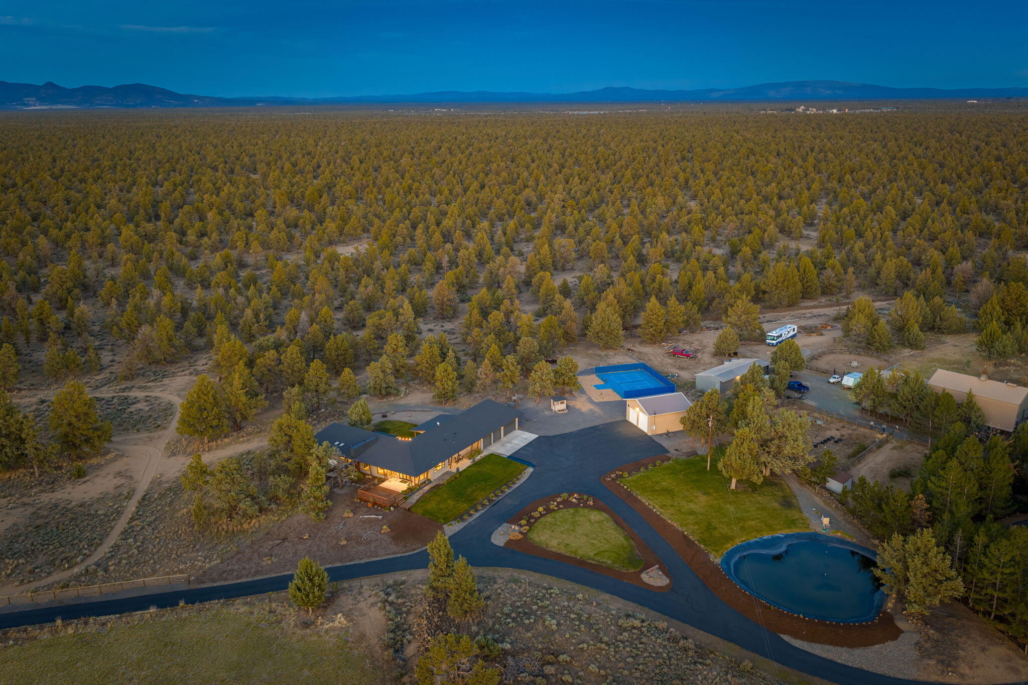 64144 Pioneer Loop Bend, OR 97701 - Photo 185 of 192 191-web-or-mls-Riley Visuals-191