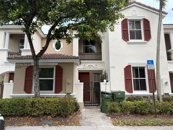 $2,500 | 2281 Northeast 42nd Avenue, Unit 2281, Homestead, FL 33033