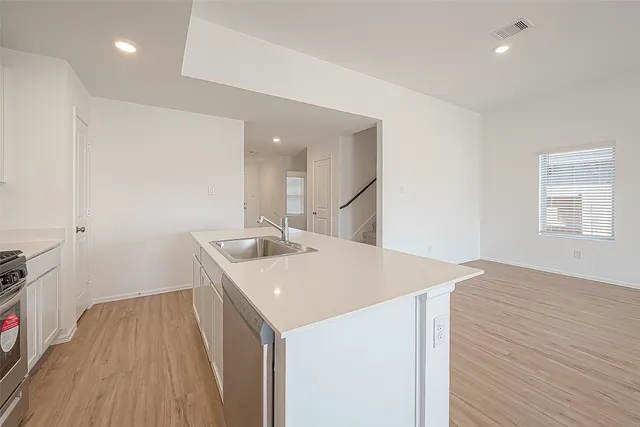 a view of utility room