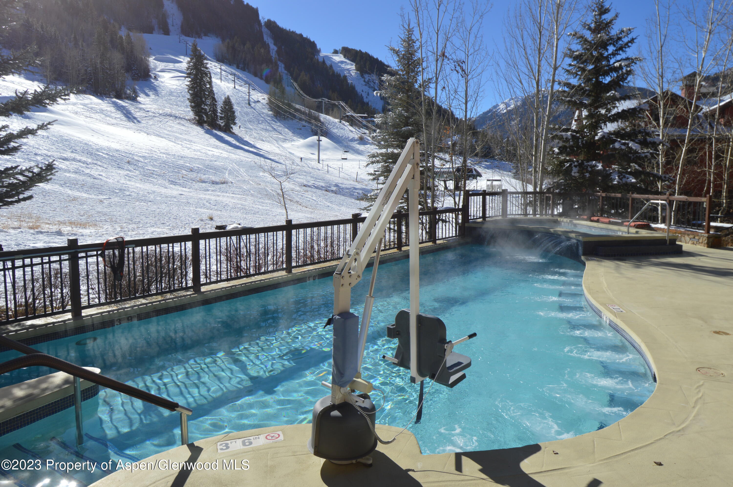 197 Prospector Road, Unit 2203 SUMMER INTEREST 8 Aspen, CO 81611 - Photo 15 of 16 DSC_0049