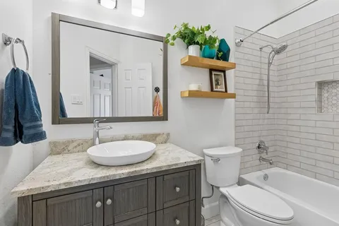 $474,900 | 5809 Southmoor Lane, The Colony, TX 75056