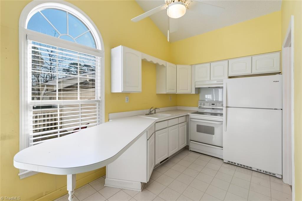 1146 Rogers Road Graham, NC 27253 - Photo 18 of 46 Studio Kitchen