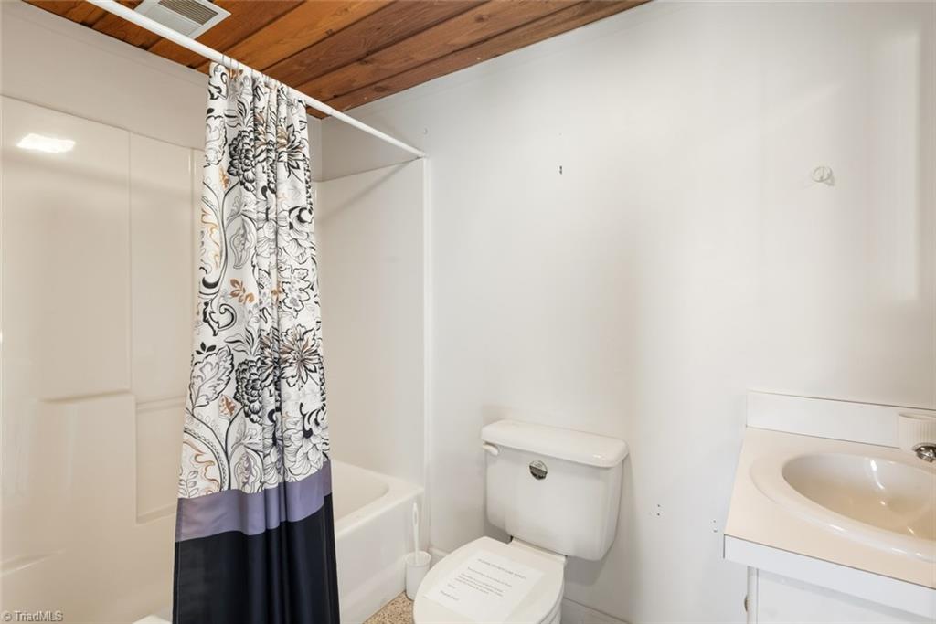 1146 Rogers Road Graham, NC 27253 - Photo 28 of 46