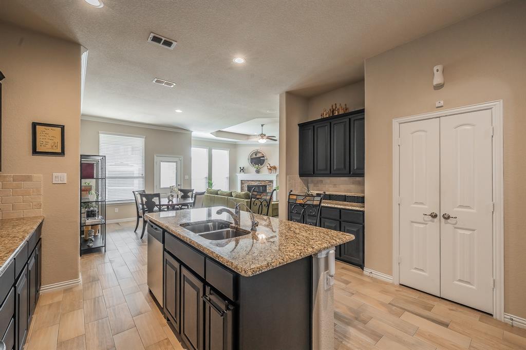 10004 Tule Lake Road Fort Worth, TX 76177 - Photo 4 of 28