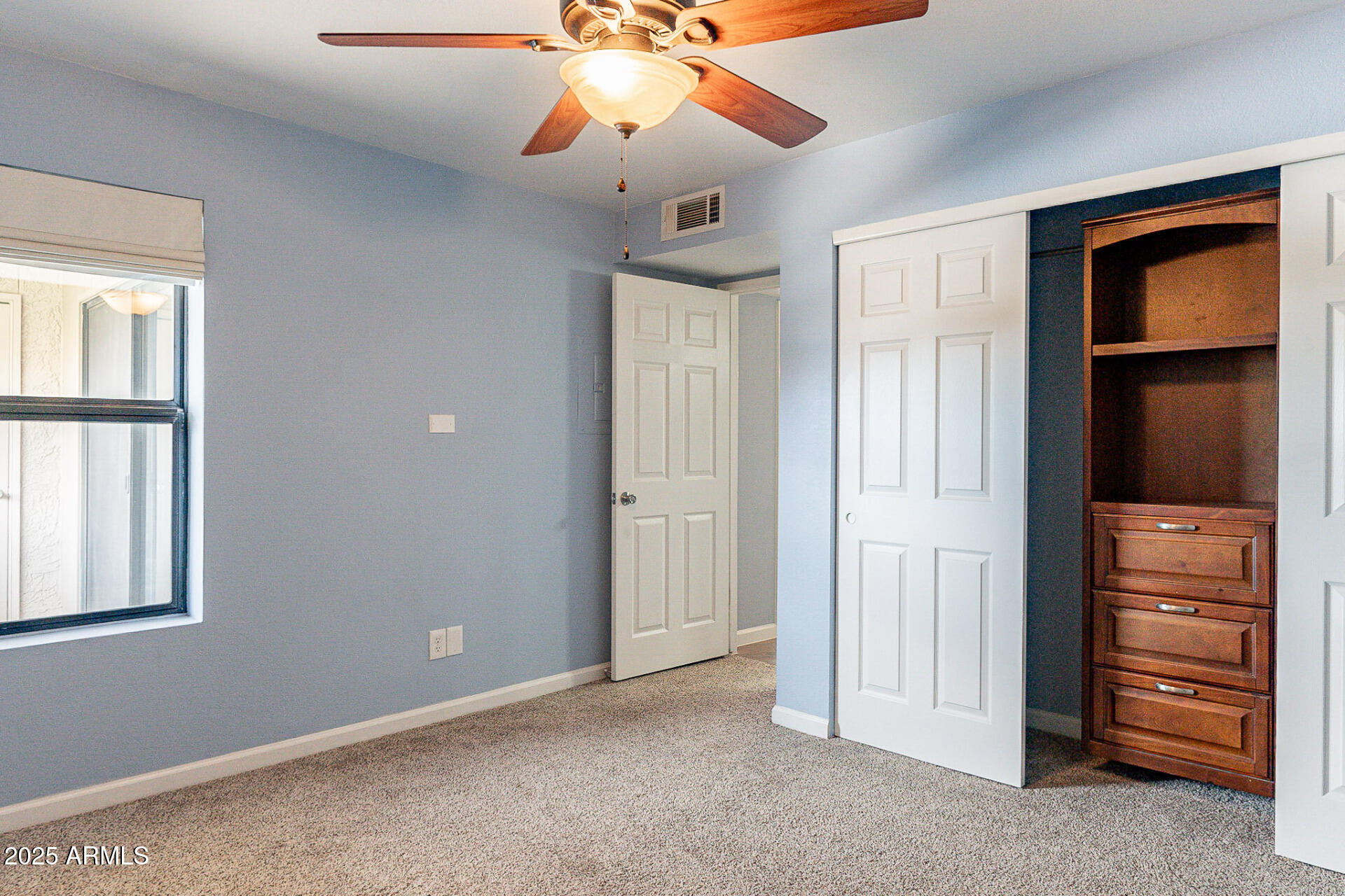 1402 East Guadalupe Road, Unit 207 Tempe, AZ 85283 - Photo 24 of 33 a view of an empty room with a window