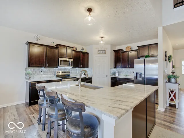 $415,000 | 6911 West Rosewood Drive, McCordsville, IN 46055