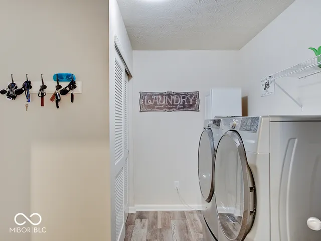 $415,000 | 6911 West Rosewood Drive, McCordsville, IN 46055