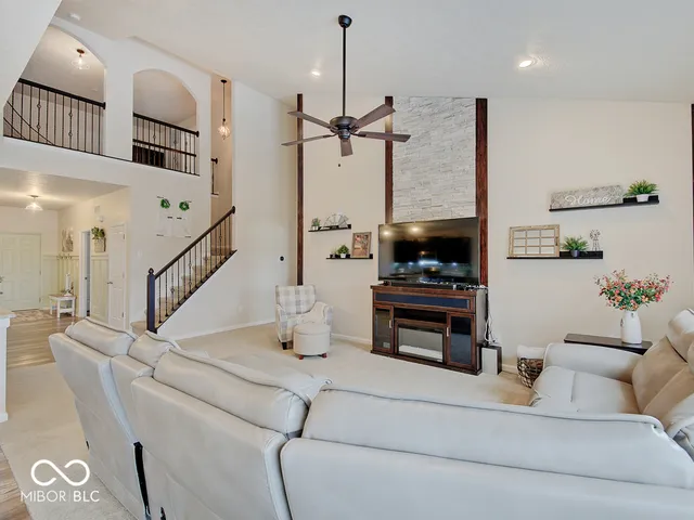 $415,000 | 6911 West Rosewood Drive, McCordsville, IN 46055