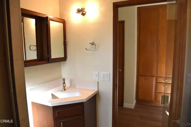 $2,595 | 1521 Vista Del Mar Drive, Ventura, CA 93001